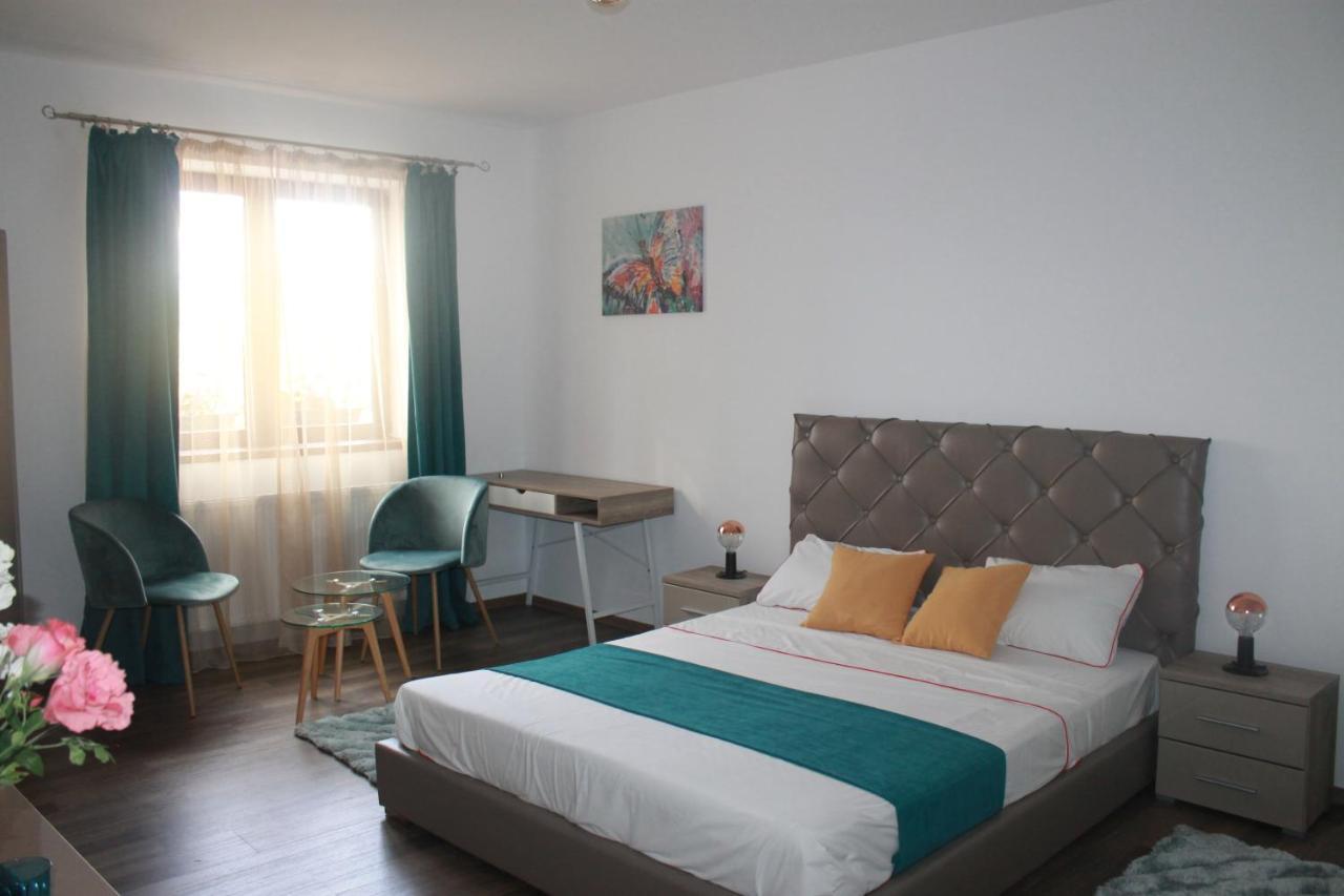 Studio Turquoise Victoria 부쿠레슈티 외부 사진
